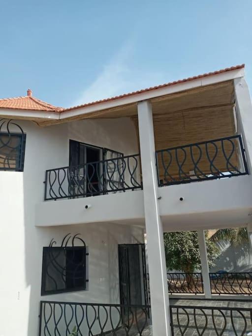 Belle Villa Proche Bord De Mer Ngaparou Екстериор снимка